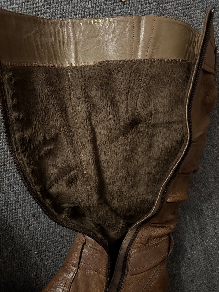 Kahverengi Deri Tokalı Yüksek Topuklu Kadın Çizme - Görsel 4