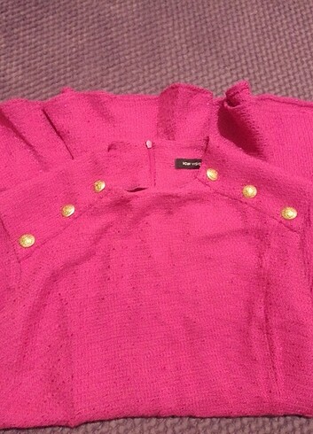 Pembe elbise