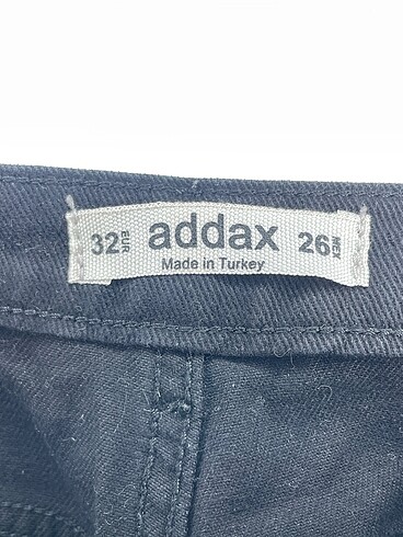 32 Beden siyah Renk Addax Jean / Kot %70 İndirimli.