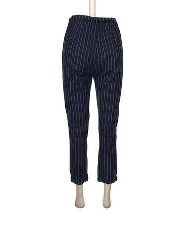 m Beden PreLoved Kumaş Pantolon %70 İndirimli.