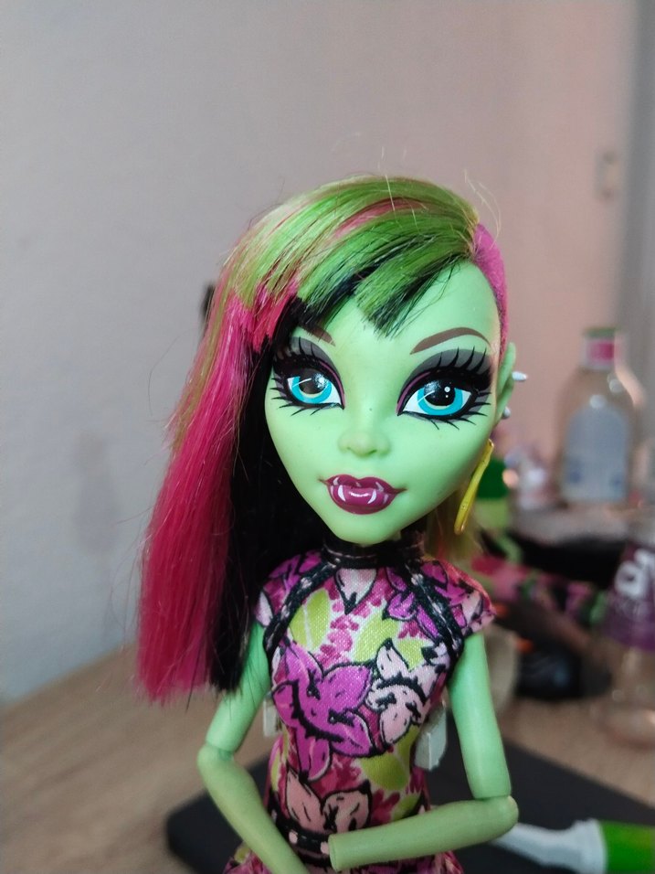Monster High Venus McFlytrap Bebek - Görsel 5