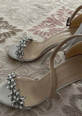 Gri Tokalı Kadın Süet Stiletto Abiye Ayakkabı - Görsel 5