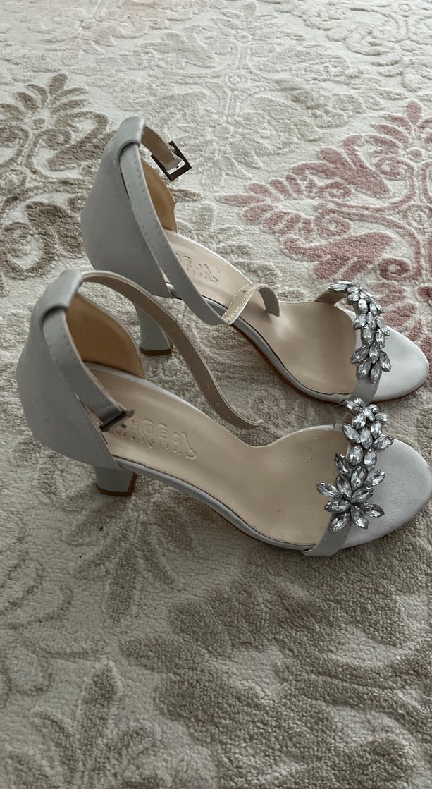 Gri Tokalı Kadın Süet Stiletto Abiye Ayakkabı - Görsel 2