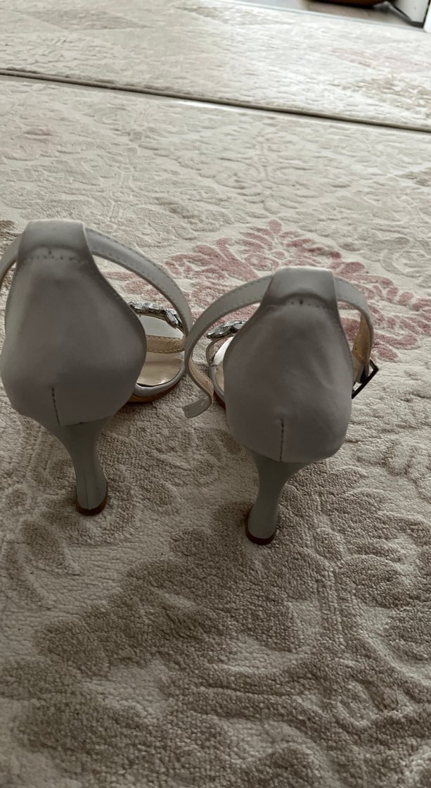 Gri Tokalı Kadın Süet Stiletto Abiye Ayakkabı - Görsel 3