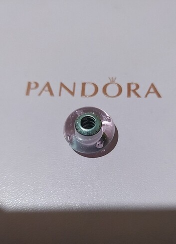Pandora charm pembe