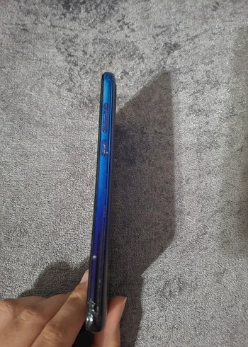 Kırık Ekranlı Android Telefon - Görsel 2