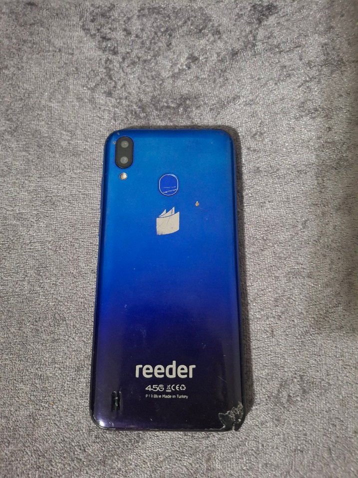 Kırık Ekranlı Android Telefon - Görsel 3