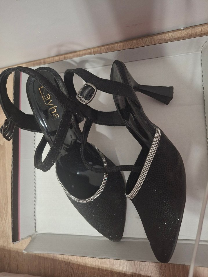 Siyah Parlak Stiletto Topuklu Kadın Abiye Ayakkabı - Görsel 2