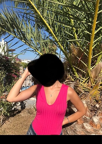 Zara triko body