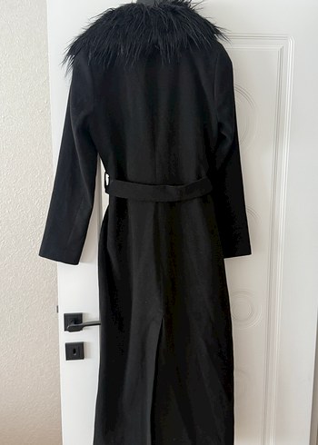 Siyah Kuşaklı Kaban, Tüylü Yaka Detaylı - Görsel 2