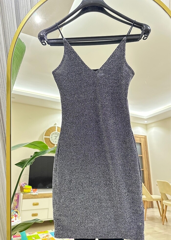 H&M gece elbisesi - Görsel 2