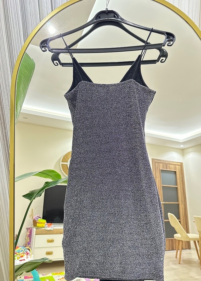 H&M gece elbisesi - Görsel 4