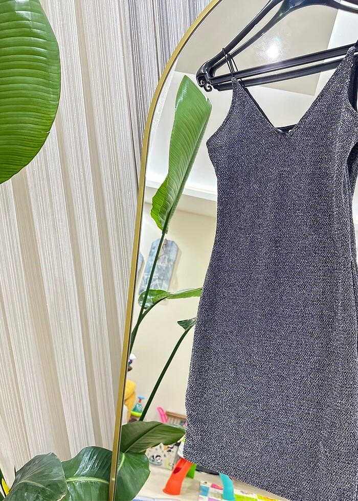 H&M gece elbisesi - Görsel 5