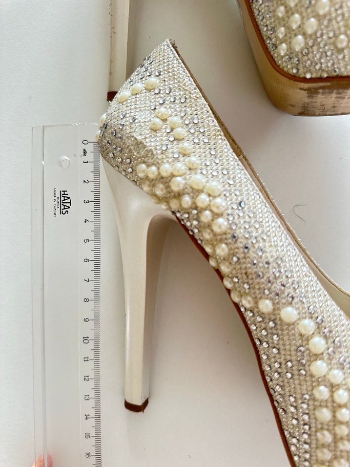 İnci Detaylı Beyaz Yılan Desenli Topuklu Ayakkabı - Görsel 3