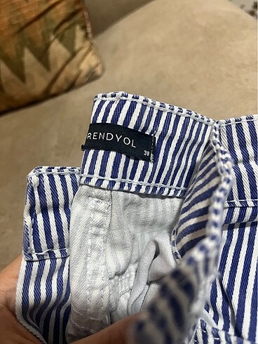 38 Beden Trendyol Milla mavi çizgili pantolon