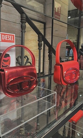 Diesel kırmızı çanta