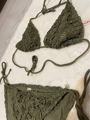 38 Beden Penti haki dantel detaylı bikini takımı