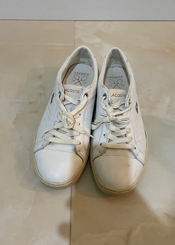 38 Beden Lacoste beyaz kadın ayakkabı