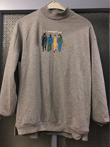 Sweatshirt