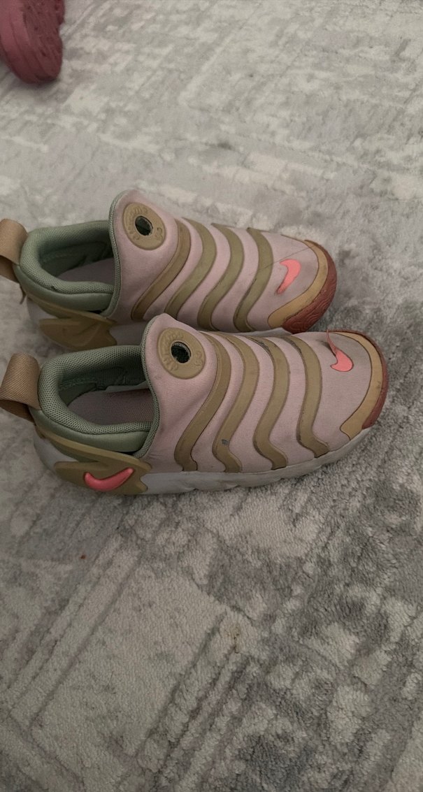 Nike Kız Çocuk Bej Spor Ayakkabı - Görsel 3