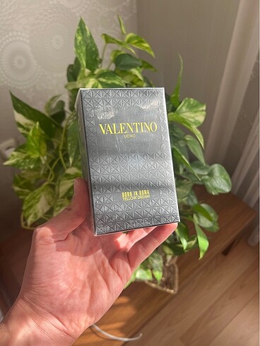 VALENTİNO YELLOW DREAM