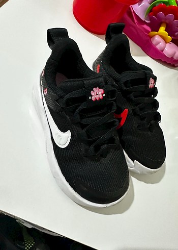 Nıke spor ayakkabı