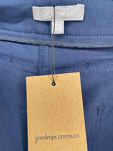 34 Beden lacivert Renk Twist Jean / Kot %70 İndirimli.