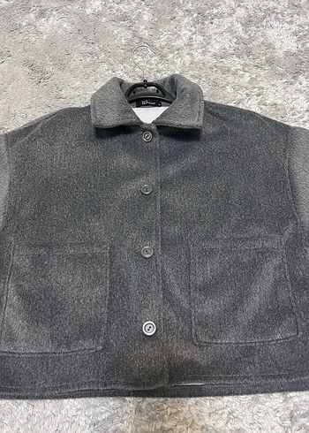 Gri Düğmeli kısa Kadın Kaban - Görsel 2