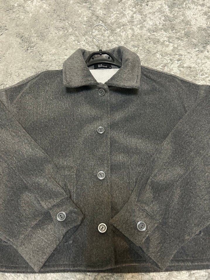 Gri Düğmeli kısa Kadın Kaban - Görsel 5