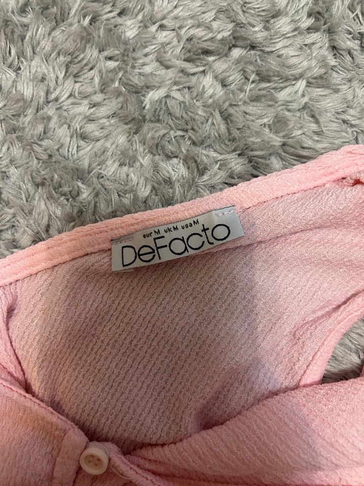 Pembe Düğmeli V Yaka Yelek - Görsel 2