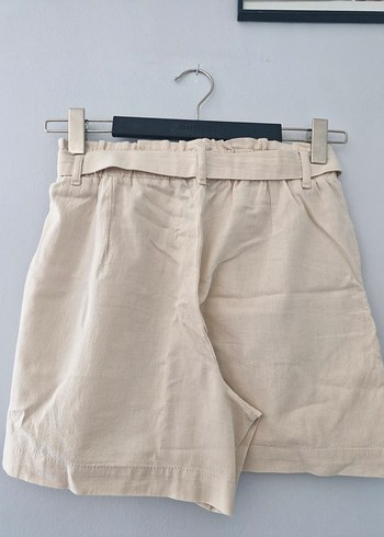 Defacto Bej Keten Kuşak Detaylı Yüksek Bel Mini Şort - Görsel 2
