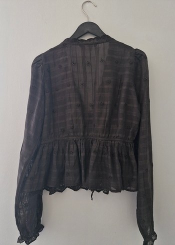 Stradivarius Dökümlü İşlemeli Bluz - Görsel 5