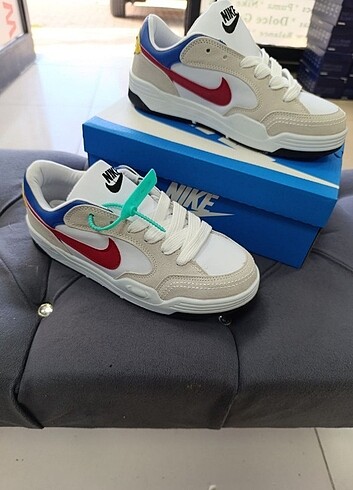 Nike Nike 3000 bej& kırmızı İthal kalite Etiketli kutulu Soft