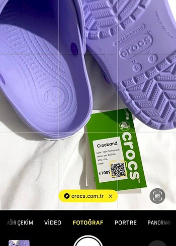 39 Beden Mor Crocs Kız Terlikleri Velcro Bantlı