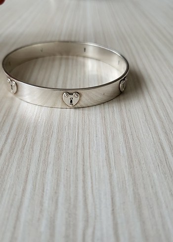 Beden gri Renk TIFANY&CO MARKA ORJINAL BILEKLIK