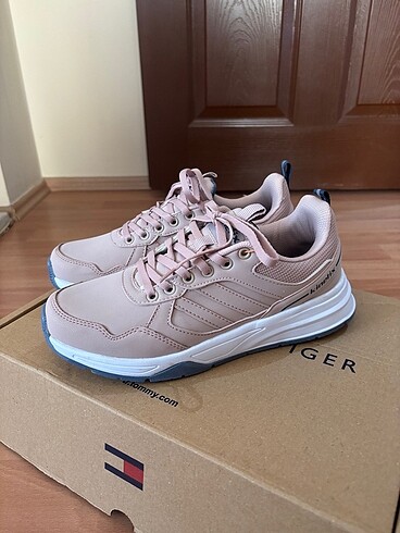 Zara Kadın Spor Ayakkabı Sneaker