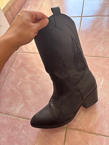 39 Beden Zara Kovboy Çizme