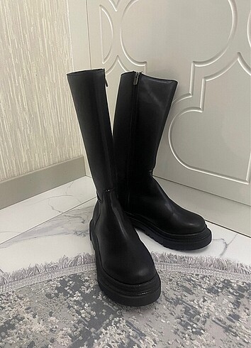 Diğer fermuarlı siyah çizme