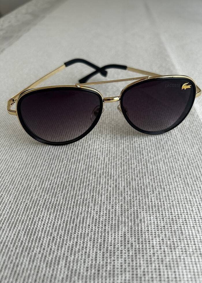 Lacoste Siyah Klasik Kadın Güneş Gözlüğü - Görsel 2