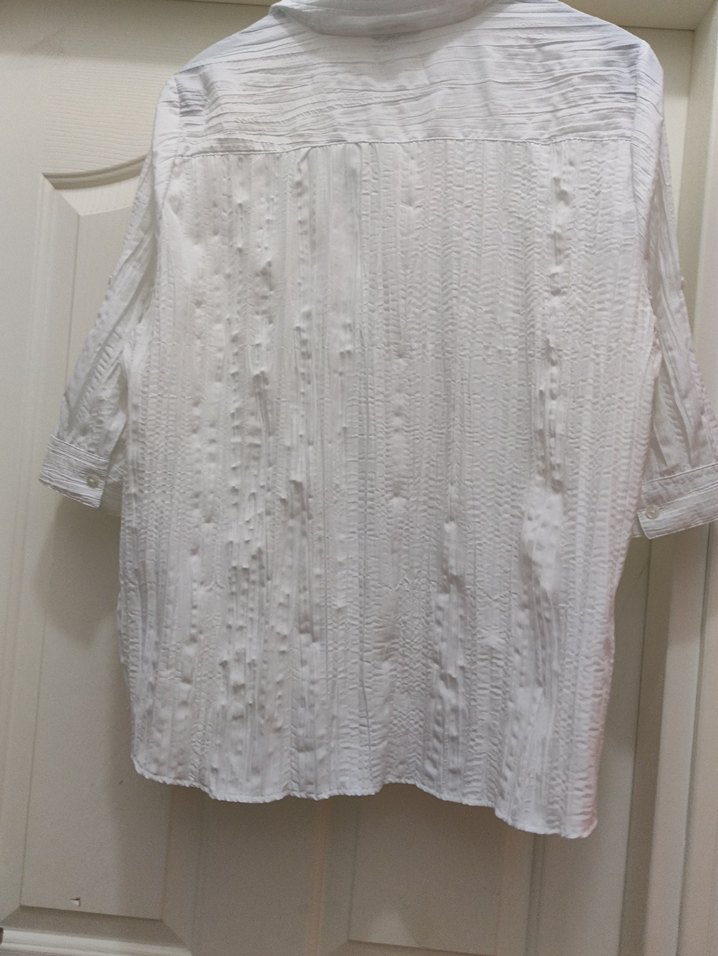 Beyaz Keten Kadın Gömlek Düğmeli - Görsel 2