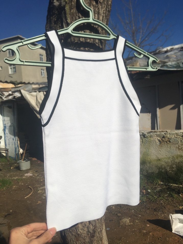 Beyaz Mini Tşört , Yüksek Yakalı, Spor - Görsel 3