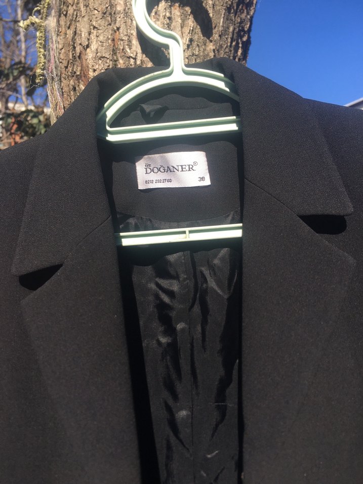 Düğmeli Siyah Midi Kadın Blazer Ceket ve etek takım - Görsel 3