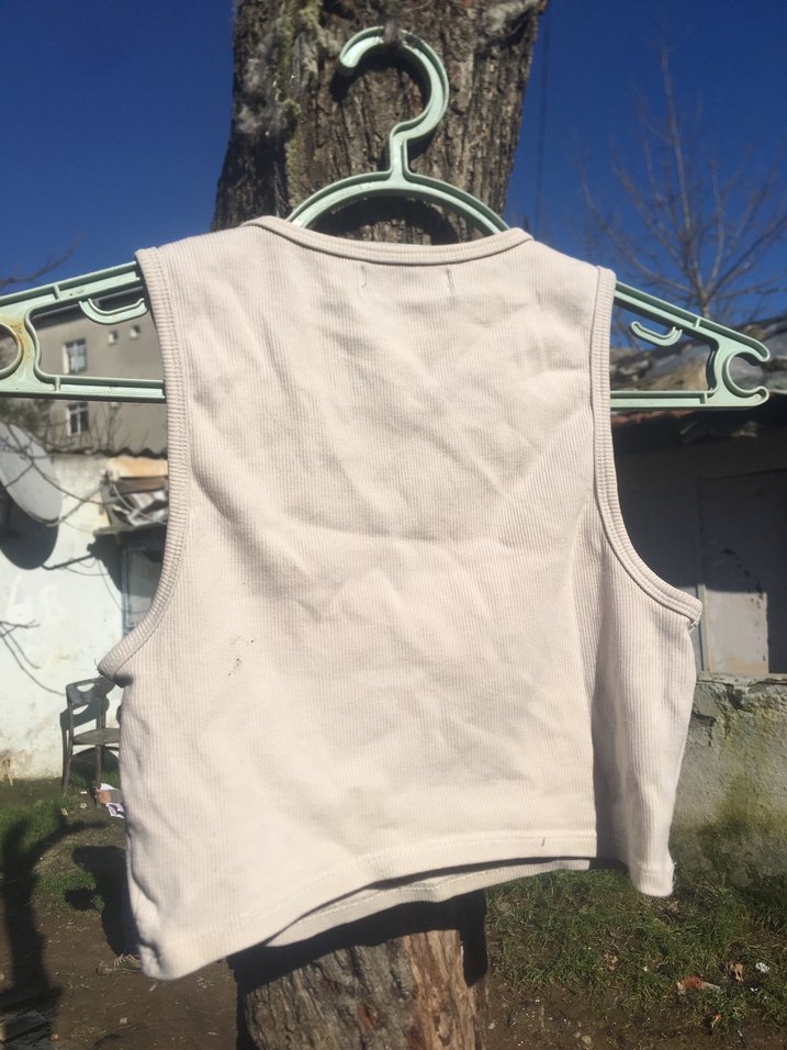 Bershka Beyaz Kadın İnce Crop Atlet - Görsel 3