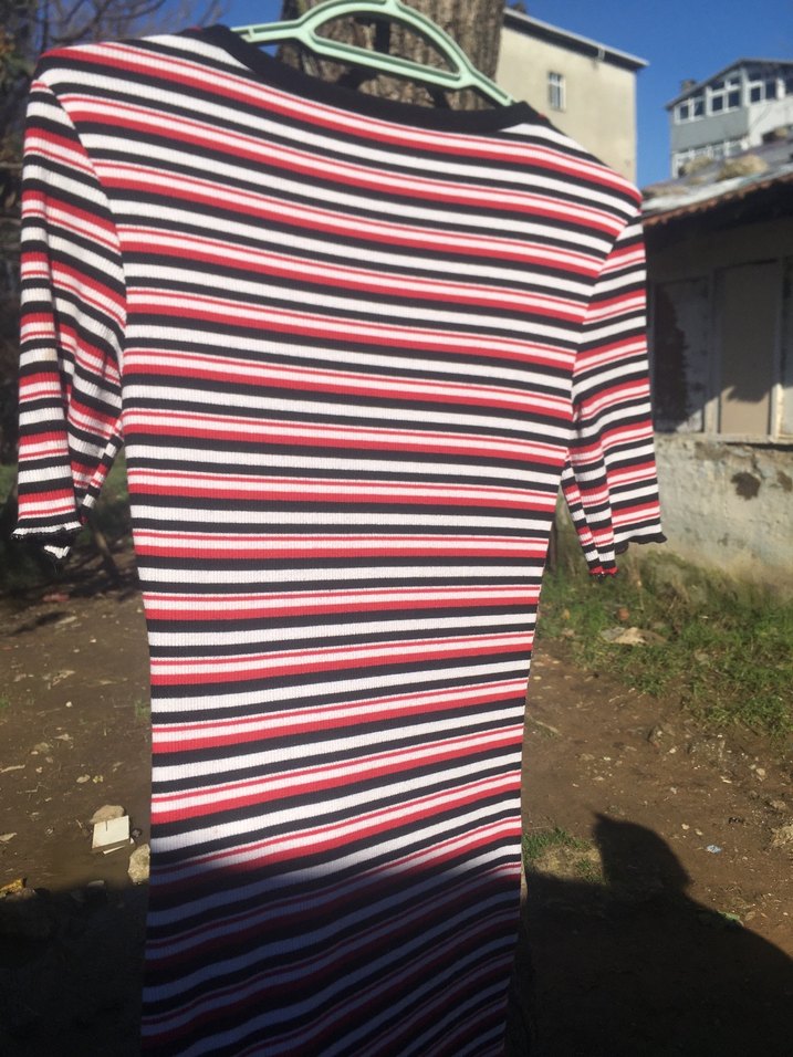 Çizgili Kısa Kollu Triko Elbise - Görsel 5