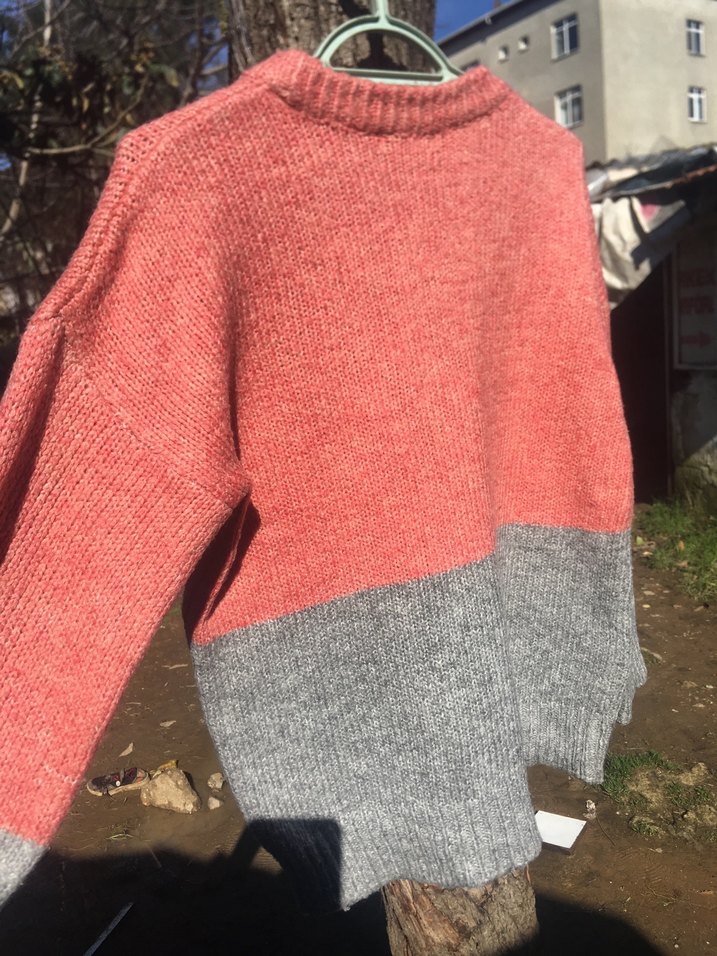 Rahat Kesim Renk Bloklu Kadın Triko Kazak - Görsel 5