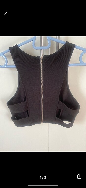 Sirt dekolteli crop