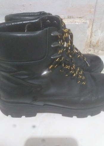 Siyah Deri Bağcıklı Stiletto Topuklu Bot sıfır gibi - Görsel 3