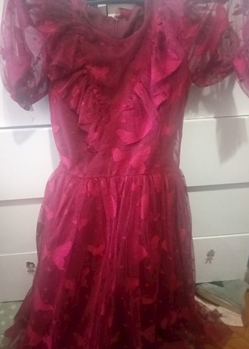 Yer istanbul Avrupa yakasi.Bir kere giyinildi.Yeni - Görsel 3