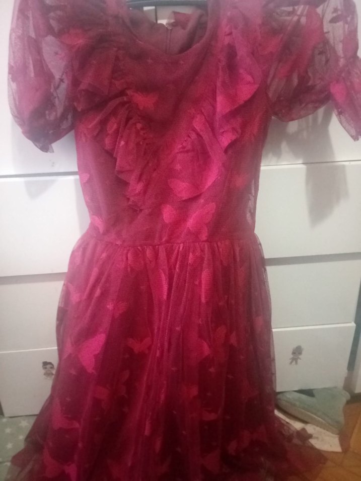 Yer istanbul Avrupa yakasi.Bir kere giyinildi.Yeni - Görsel 4