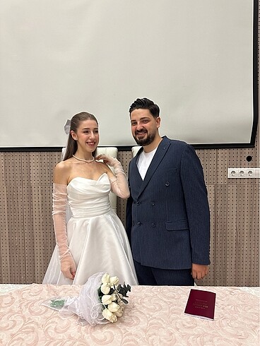Diğer SATEN ELBİSE ( AKSESUARLARI DAHİL )